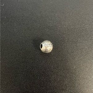 Pandora Globe Clip